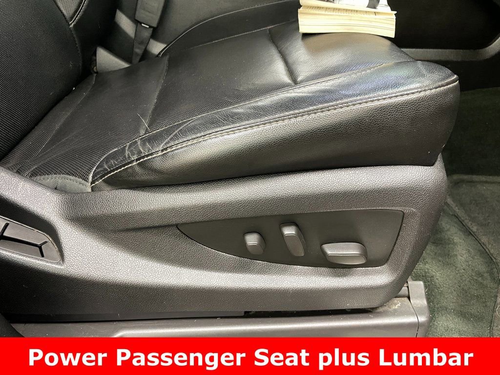 Used 2015 GMC Yukon XL SLT w/ Open Road Package image 15