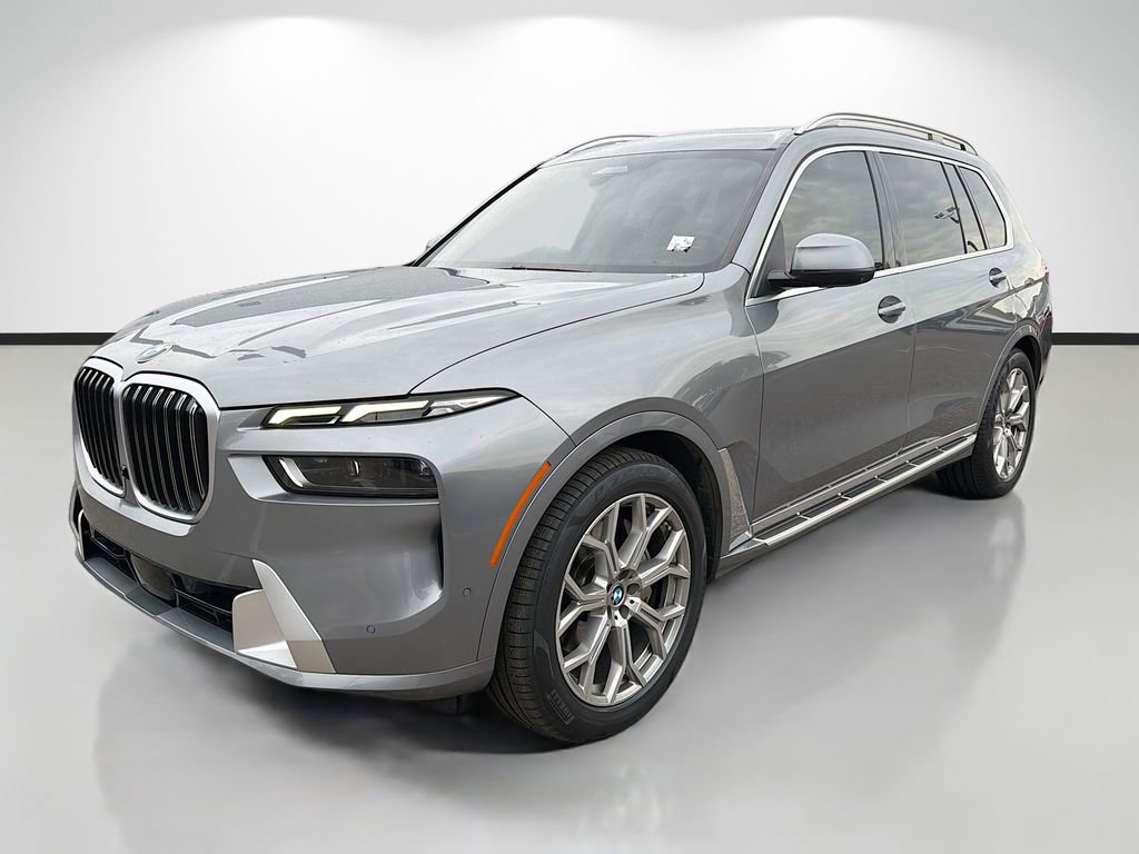 Used 2024 BMW X7 xDrive40i image 7
