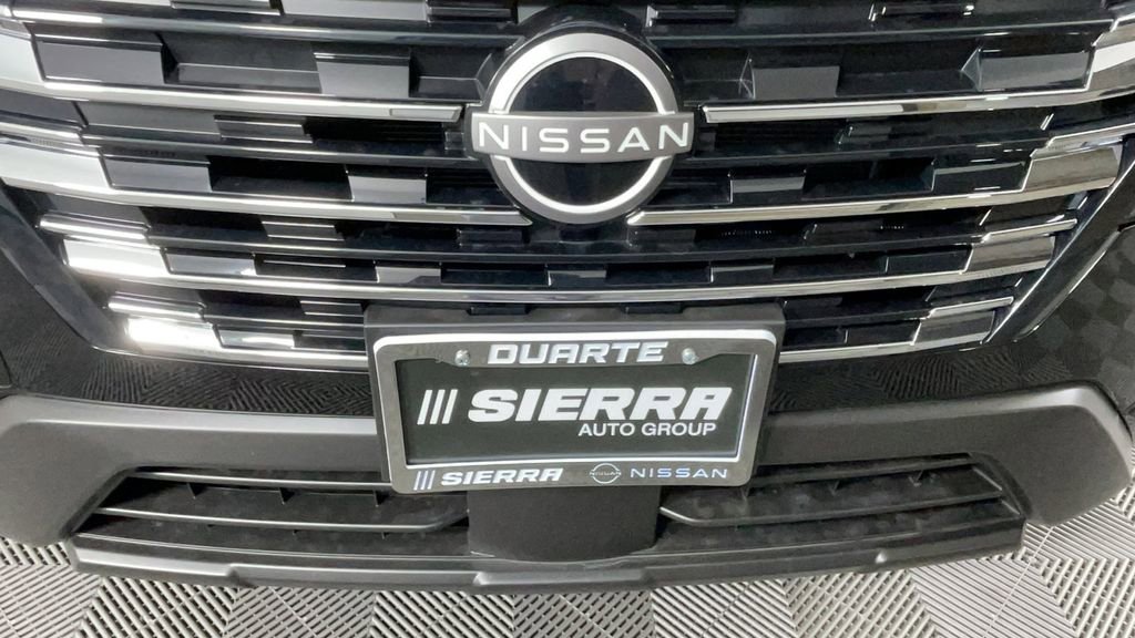 New 2025 Nissan Rogue SV image 10