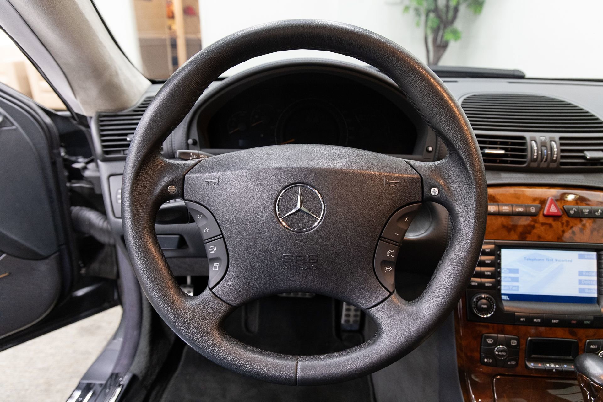 Used 2004 Mercedes-Benz CL 55 AMG image 16