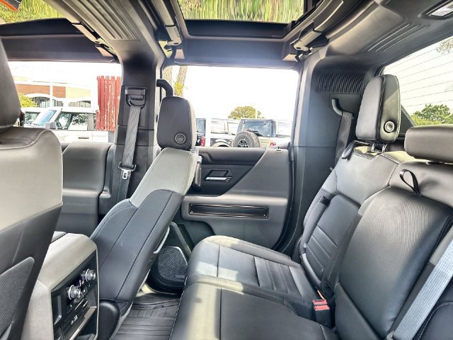 Used 2024 GMC Hummer EV 3X w/ LPO, Sport Package AWD/4WD image 14