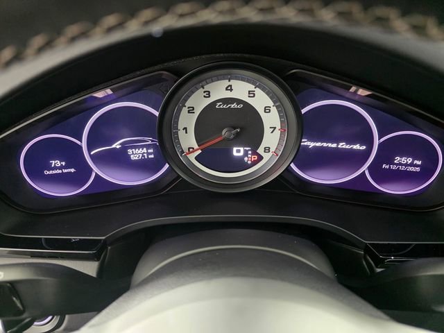 Certified 2023 Porsche Cayenne Turbo image 24