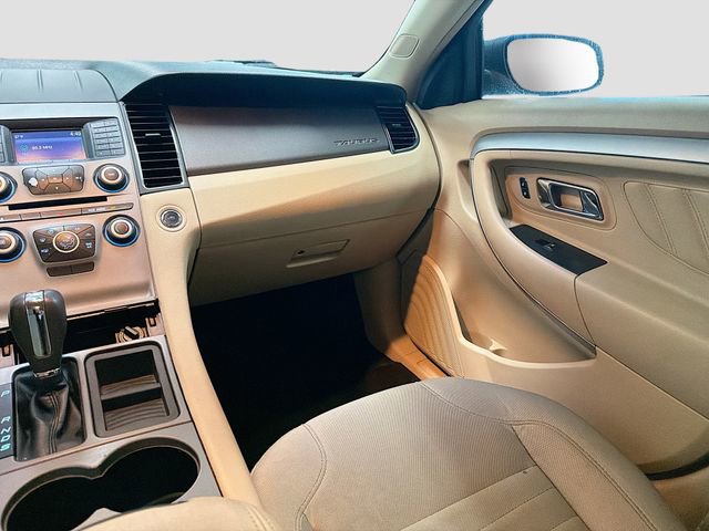 Used 2016 Ford Taurus SE image 20