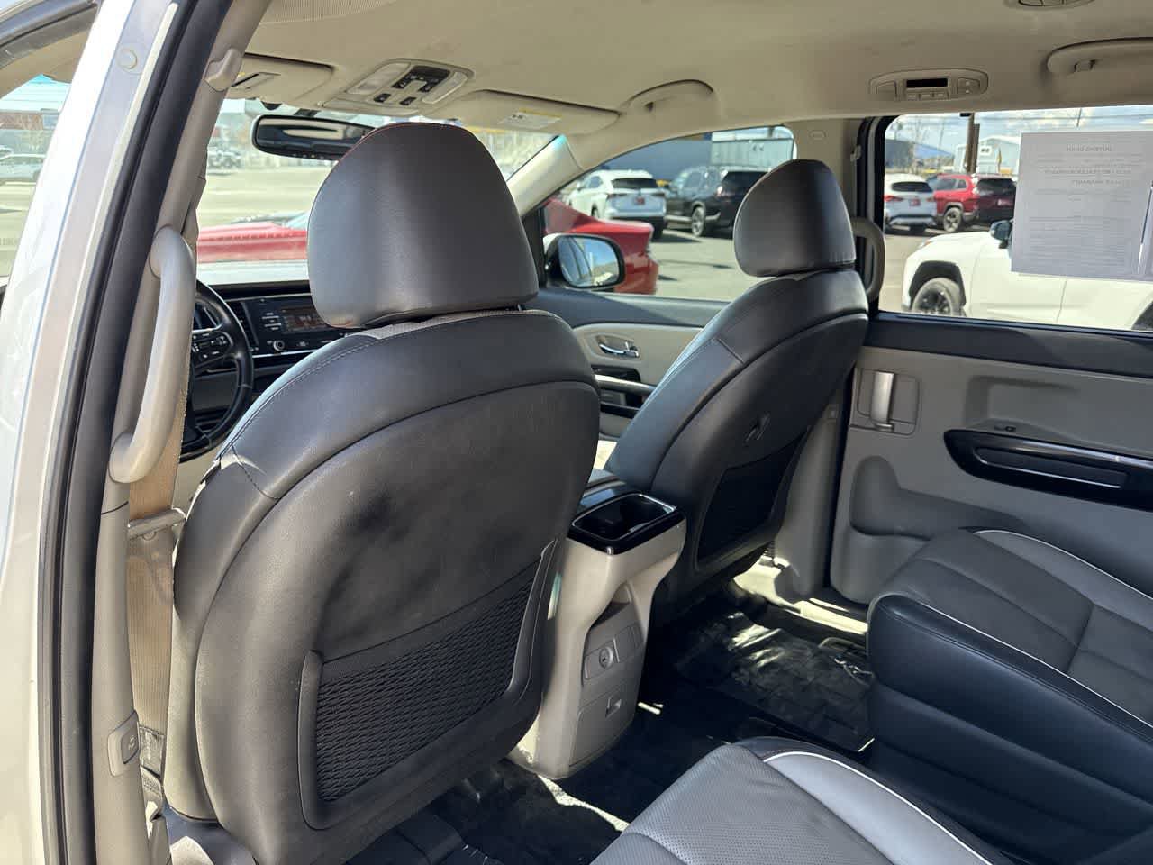 Used 2016 Kia Sedona EX image 14