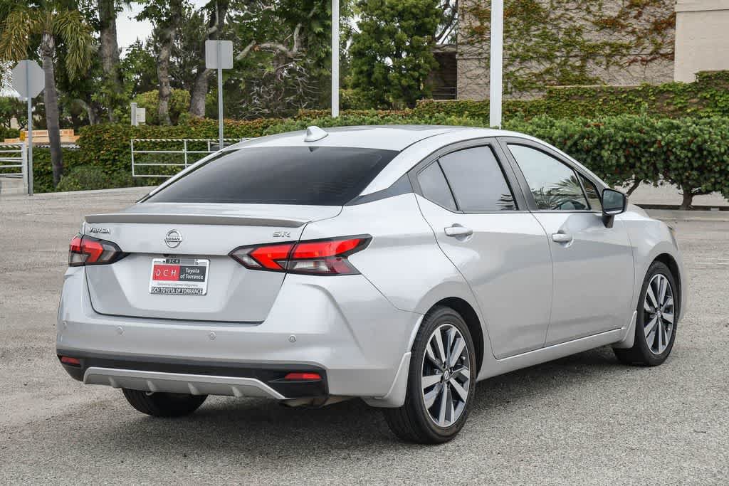 Used 2020 Nissan Versa SR FWD image 9