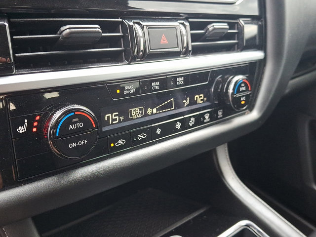 Certified 2022 Nissan Pathfinder SV image 15