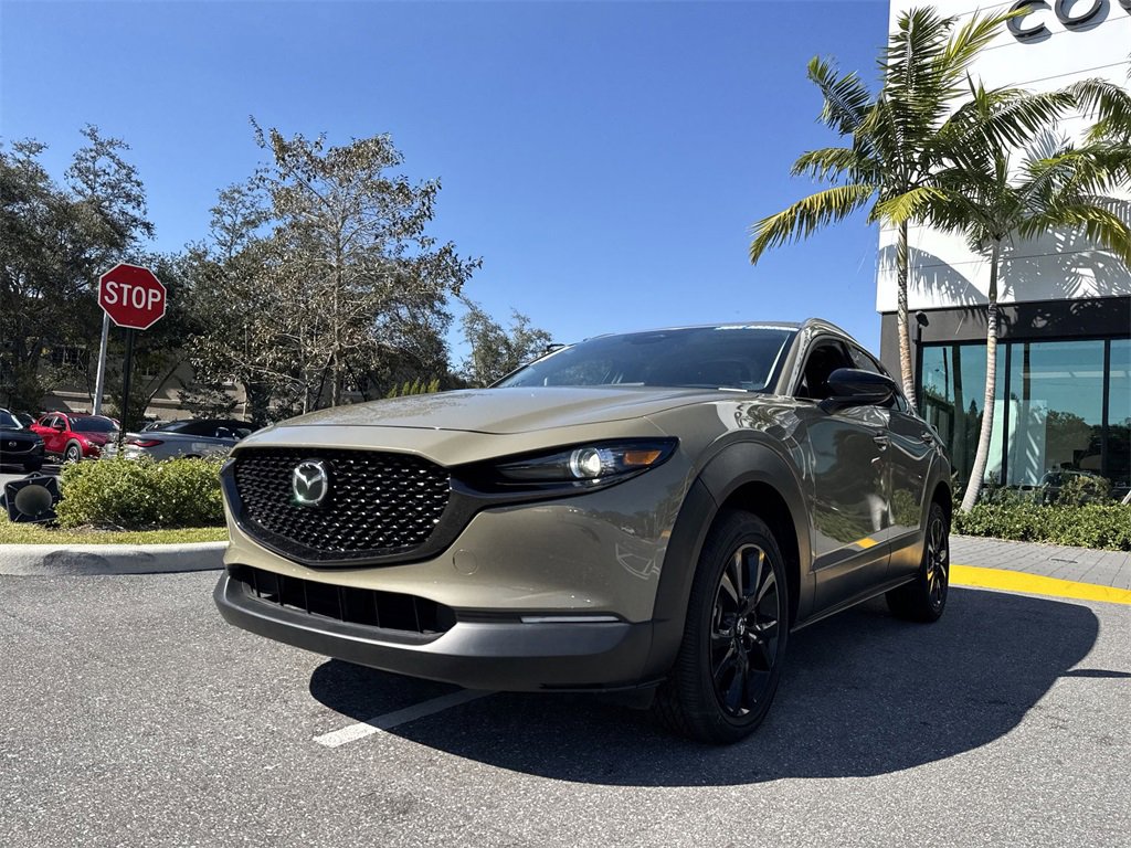 New 2024 MAZDA CX-30 Carbon image 32