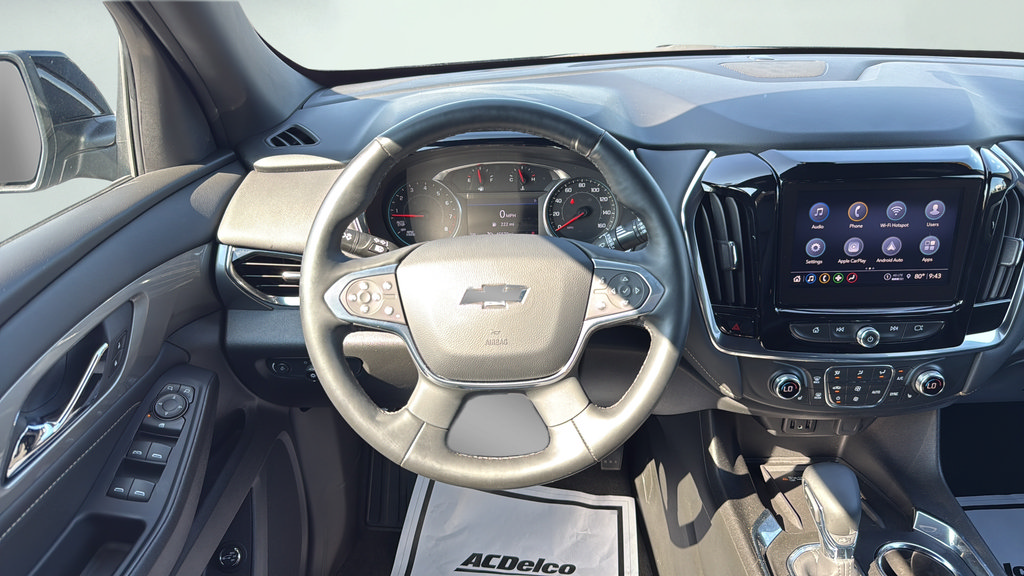 Used 2023 Chevrolet Traverse LT w/ Rear Camera Mirror Package AWD/4WD image 19