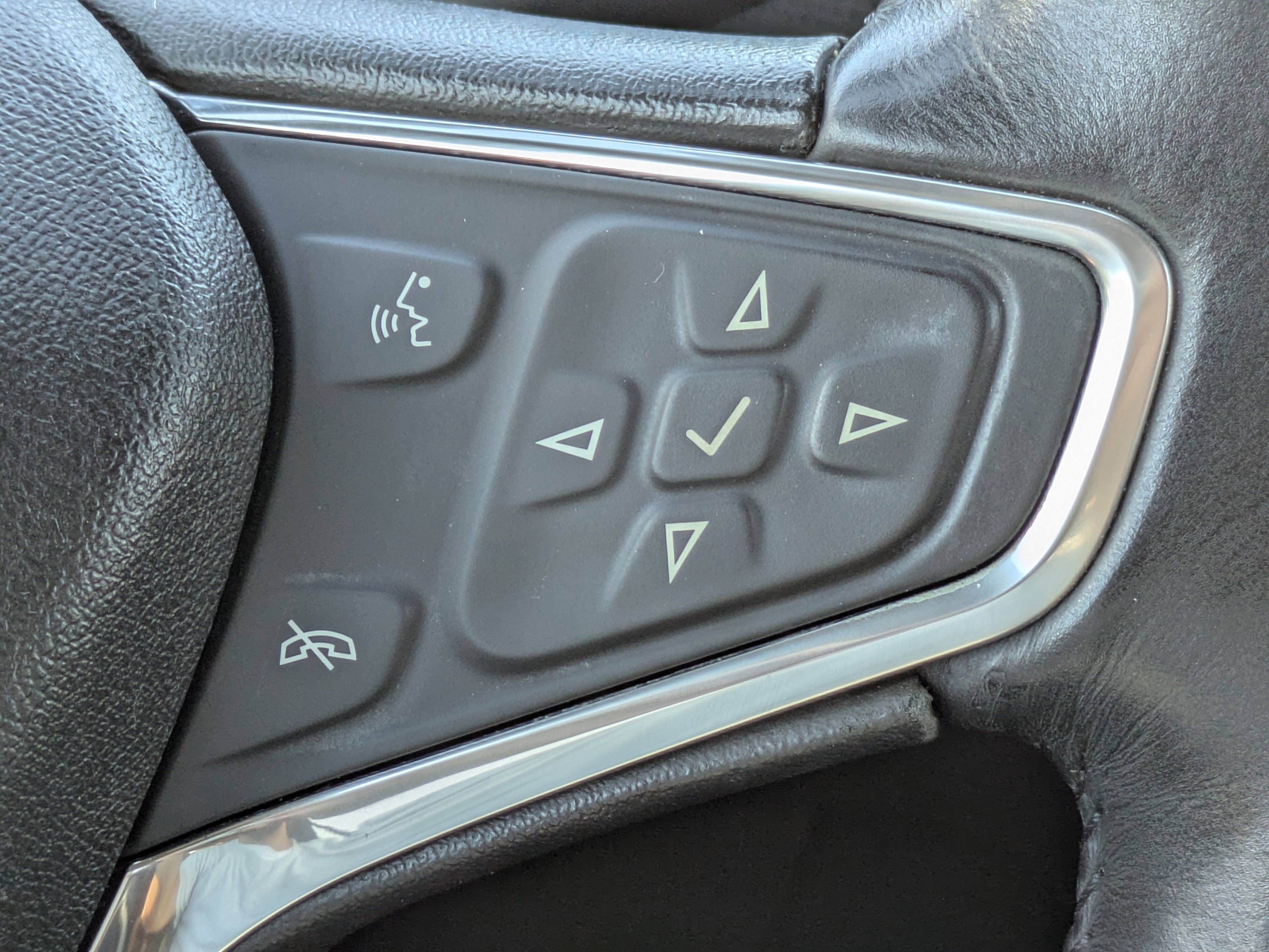 Certified 2018 Chevrolet Equinox Premier image 27