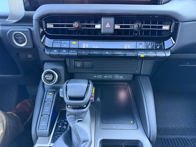 Used 2024 Toyota Land Cruiser image 24