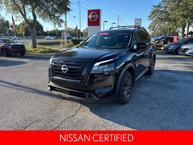 Certified 2023 Nissan Pathfinder SV w/ Black Appearance Package image 2