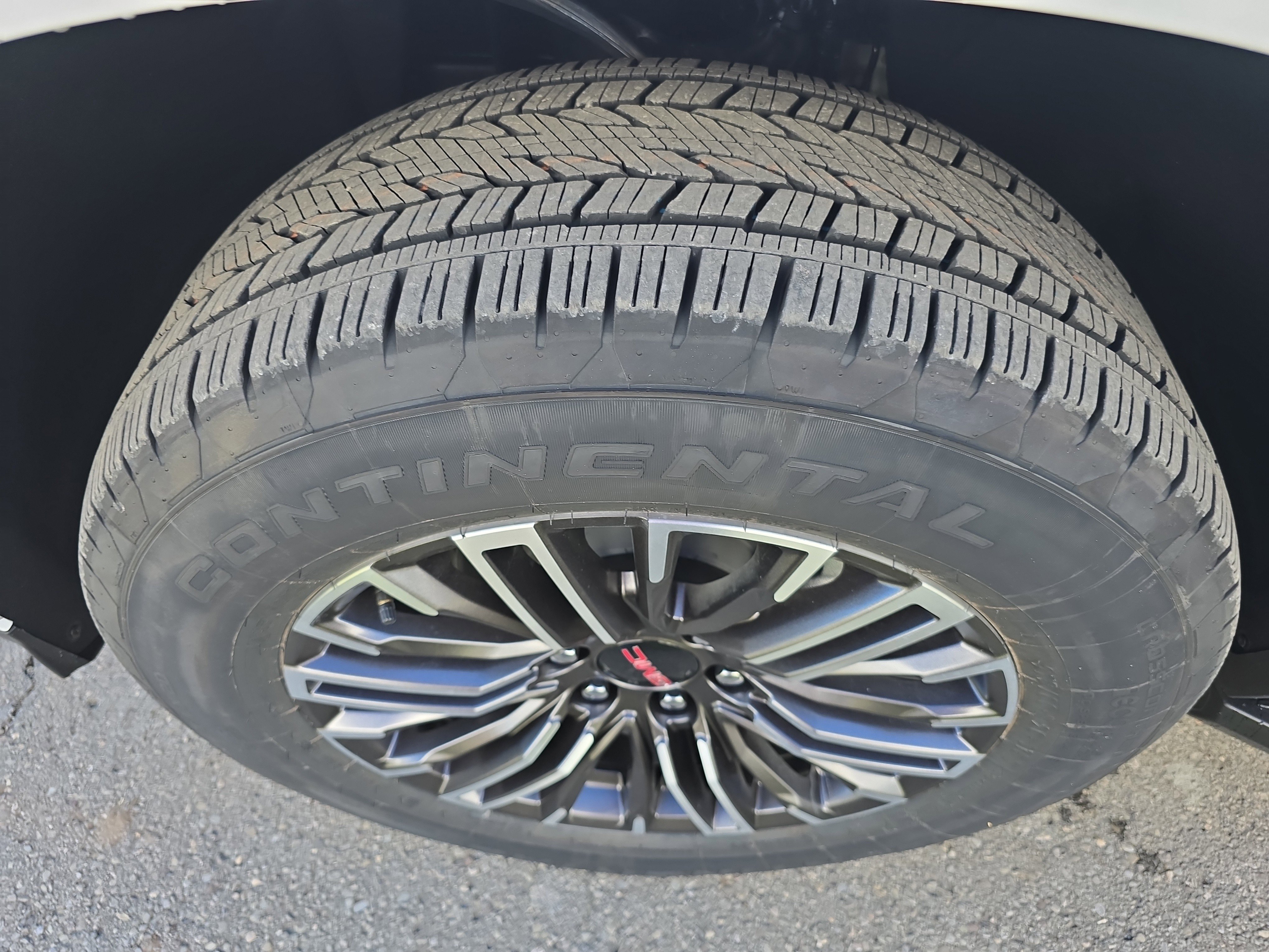 New 2026 GMC Yukon XL Elevation image 11