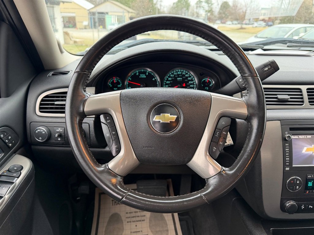 Used 2014 Chevrolet Silverado 3500 LTZ w/ LTZ Plus Package image 29