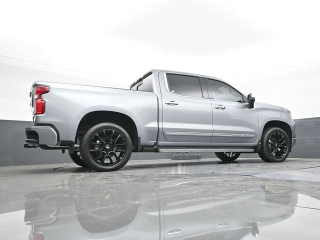 Used 2025 Chevrolet Silverado 1500 High Country AWD/4WD image 59