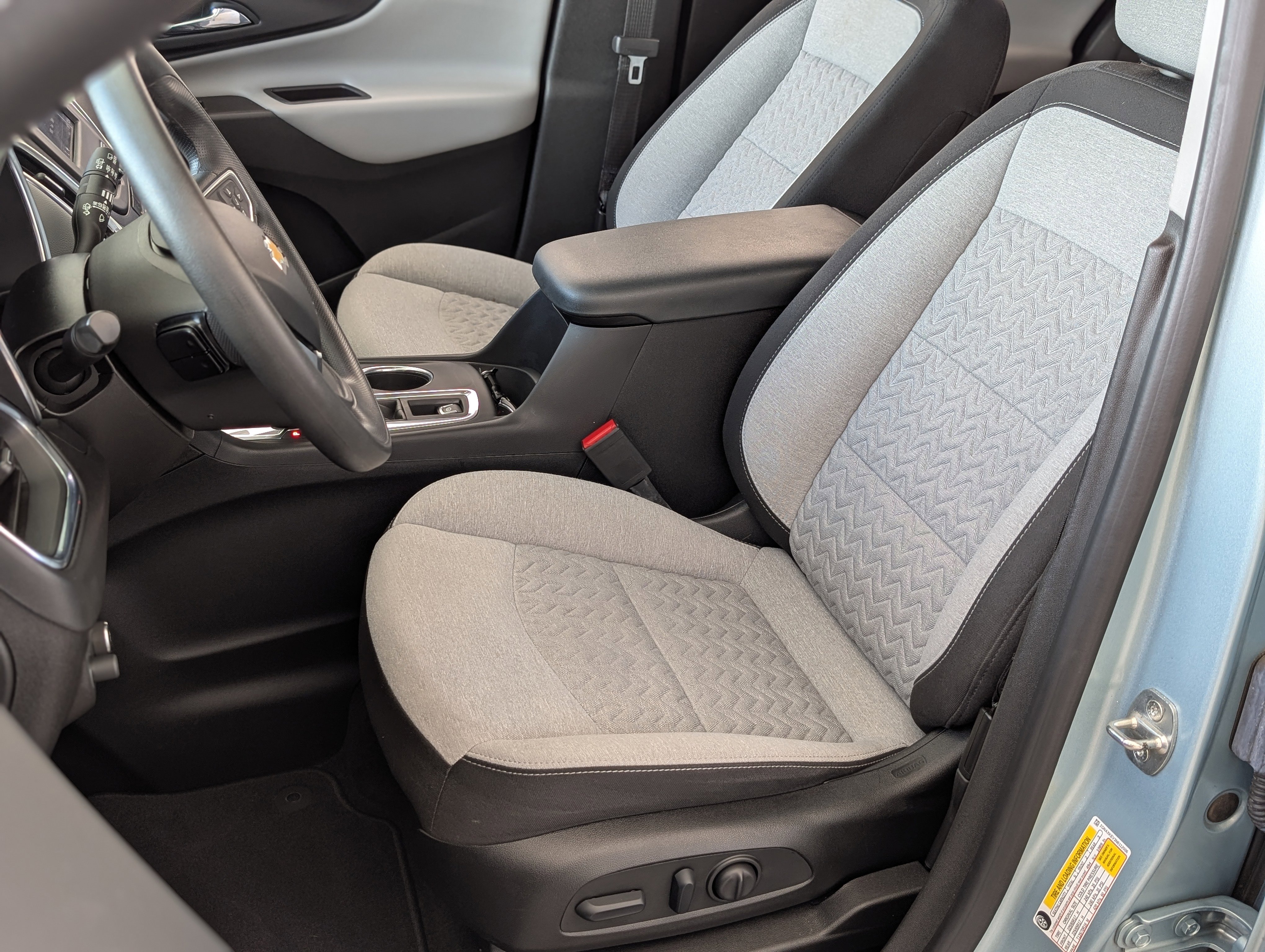 Used 2022 Chevrolet Equinox LT image 16