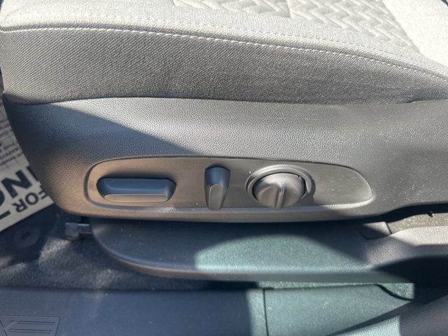 Certified 2024 Chevrolet Equinox LT FWD image 11