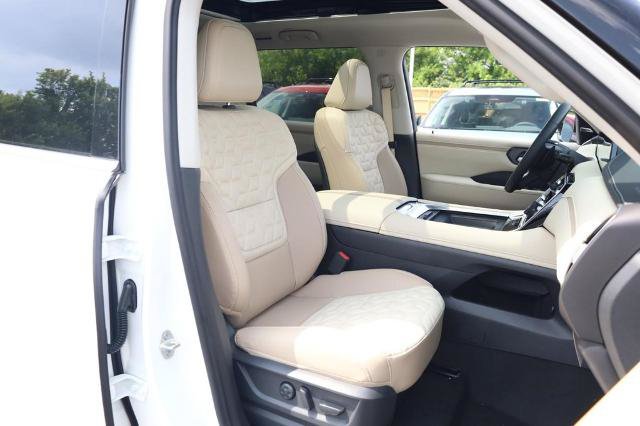 New 2026 Nissan Armada Platinum w/ Accent Package AWD/4WD image 23