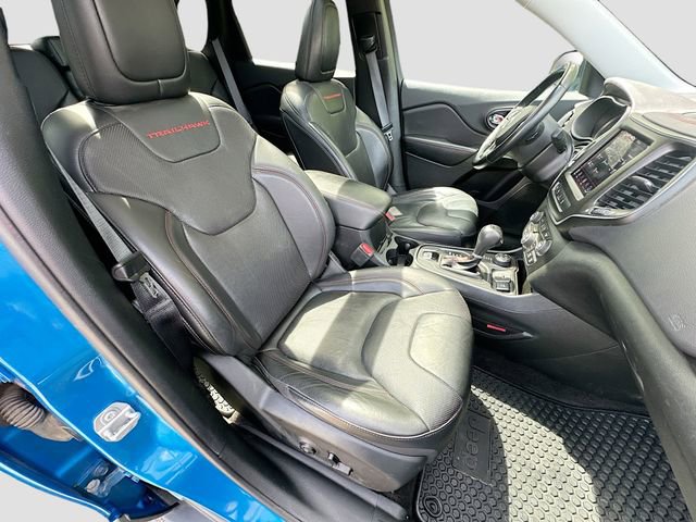 Used 2019 Jeep Cherokee Trailhawk AWD/4WD image 31