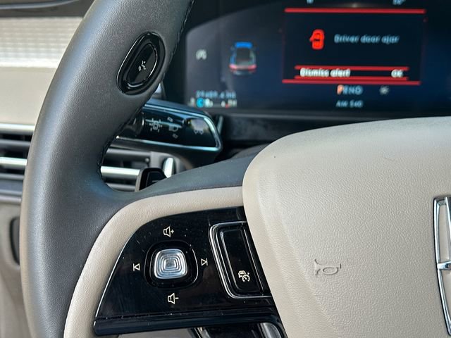 Certified 2023 Lincoln Corsair FWD w/ Equipment Group 101A image 27