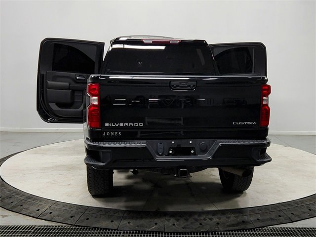 Used 2023 Chevrolet Silverado 2500 Custom w/ Gooseneck/5TH Wheel Package image 14