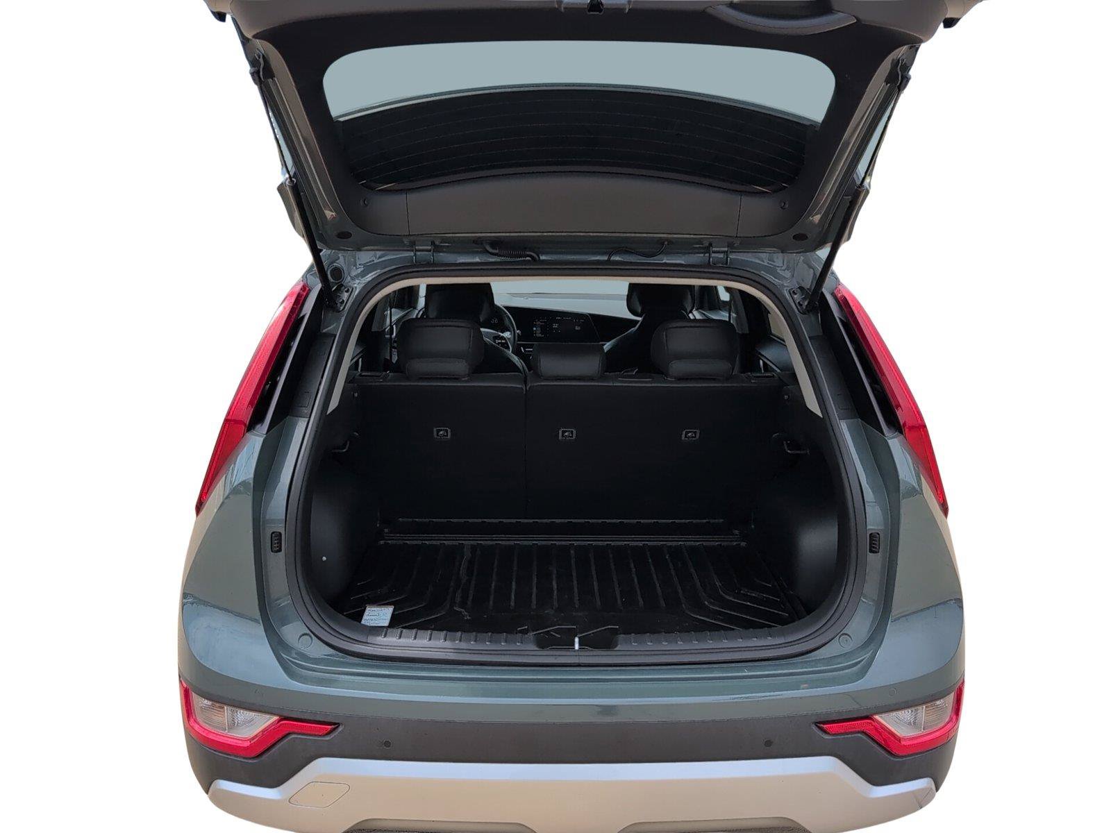 Used 2024 Kia Niro EX FWD image 6