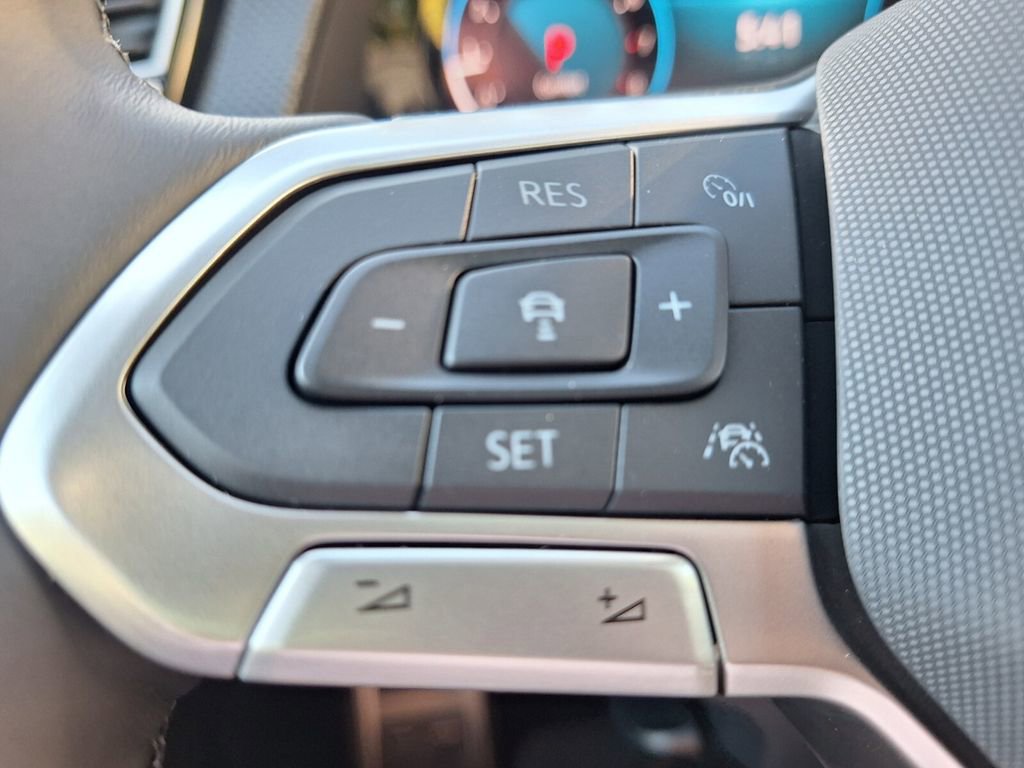 New 2026 Volkswagen Atlas Cross Sport SEL Premium R-Line image 13