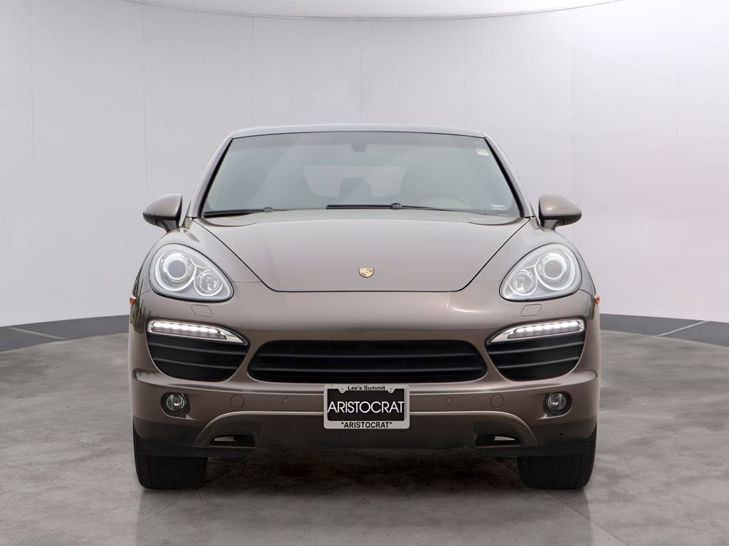 Used 2013 Porsche Cayenne S AWD/4WD image 2
