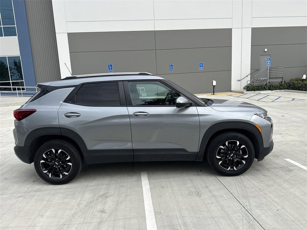 Used 2023 Chevrolet TrailBlazer LT w/ Convenience Package image 2