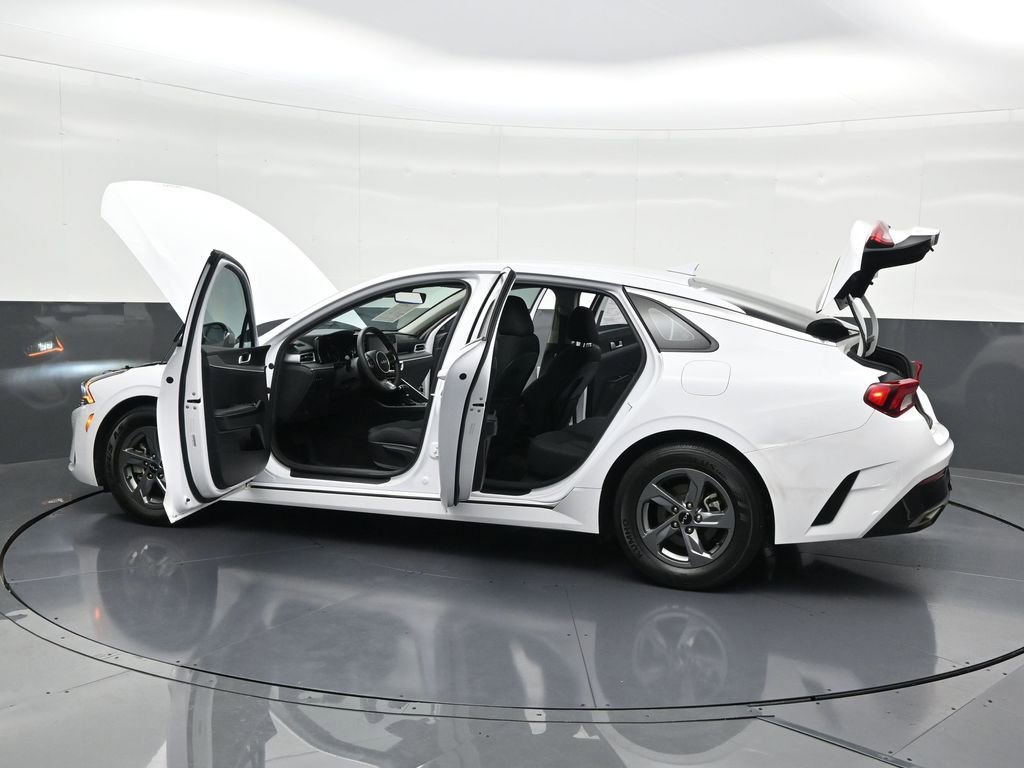 Used 2023 Kia K5 LXS image 34