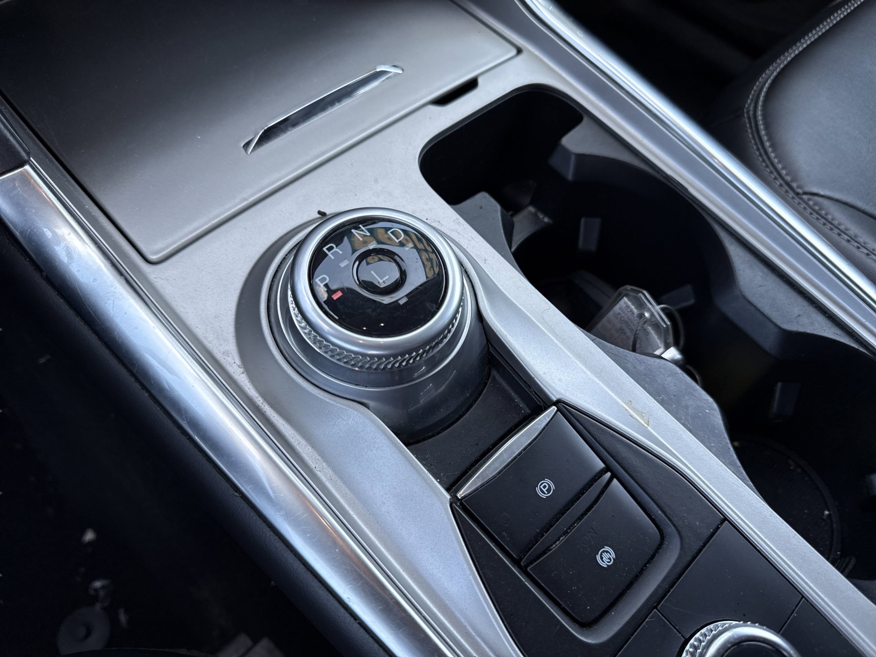 Used 2023 Ford Explorer XLT w/ Equipment Group 202A image 31