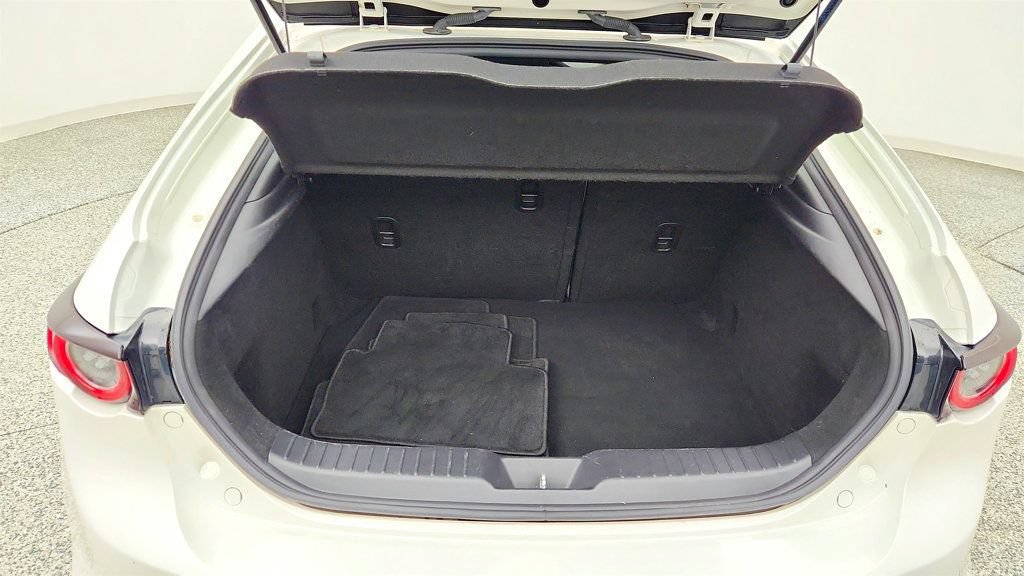 Used 2019 MAZDA MAZDA3 Hatchback FWD image 19