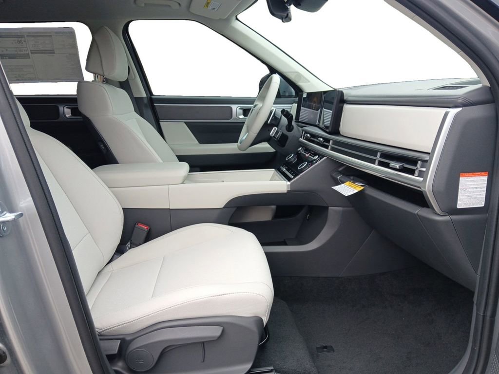New 2026 Hyundai Santa Fe SE FWD image 16