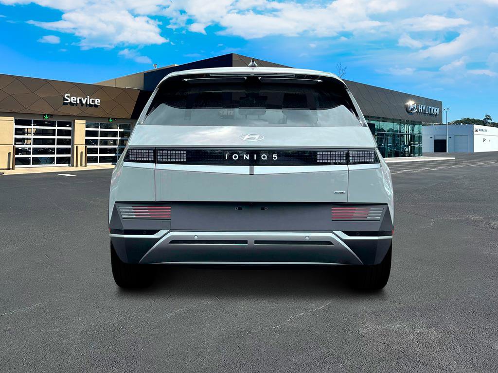 New 2024 Hyundai Ioniq 5 SE image 7