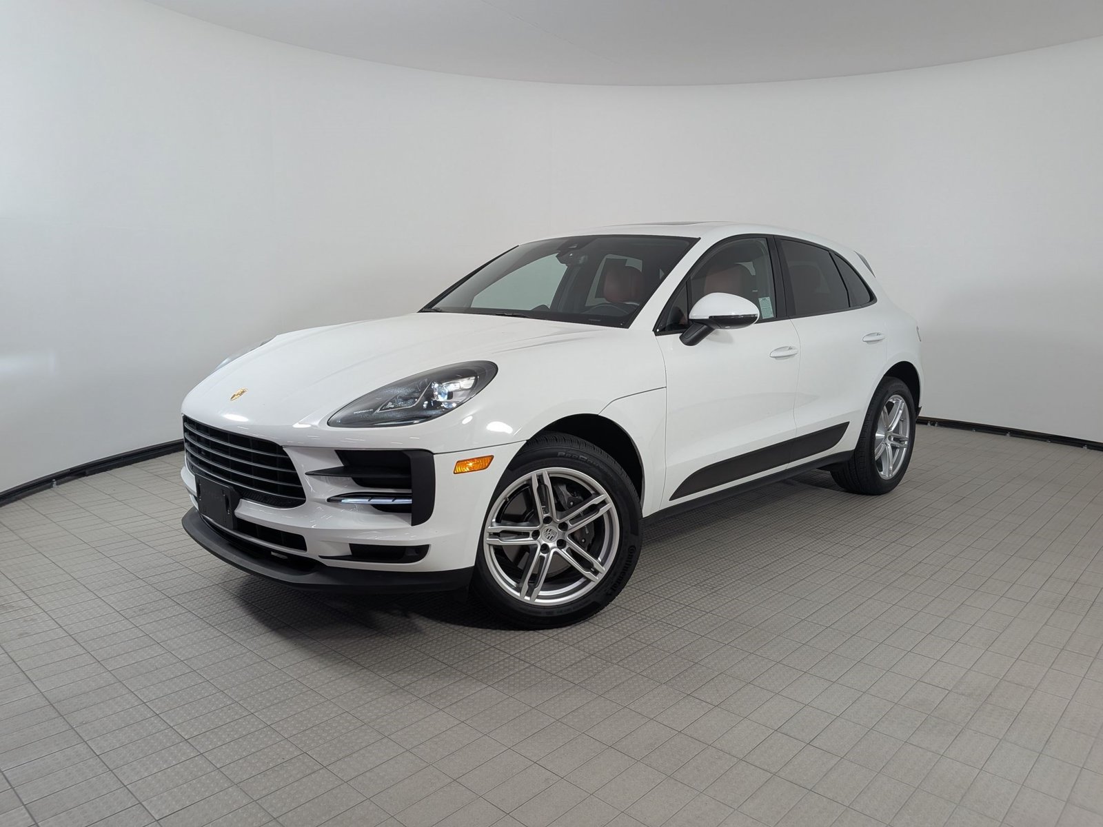 Certified 2021 Porsche Macan AWD/4WD video 1