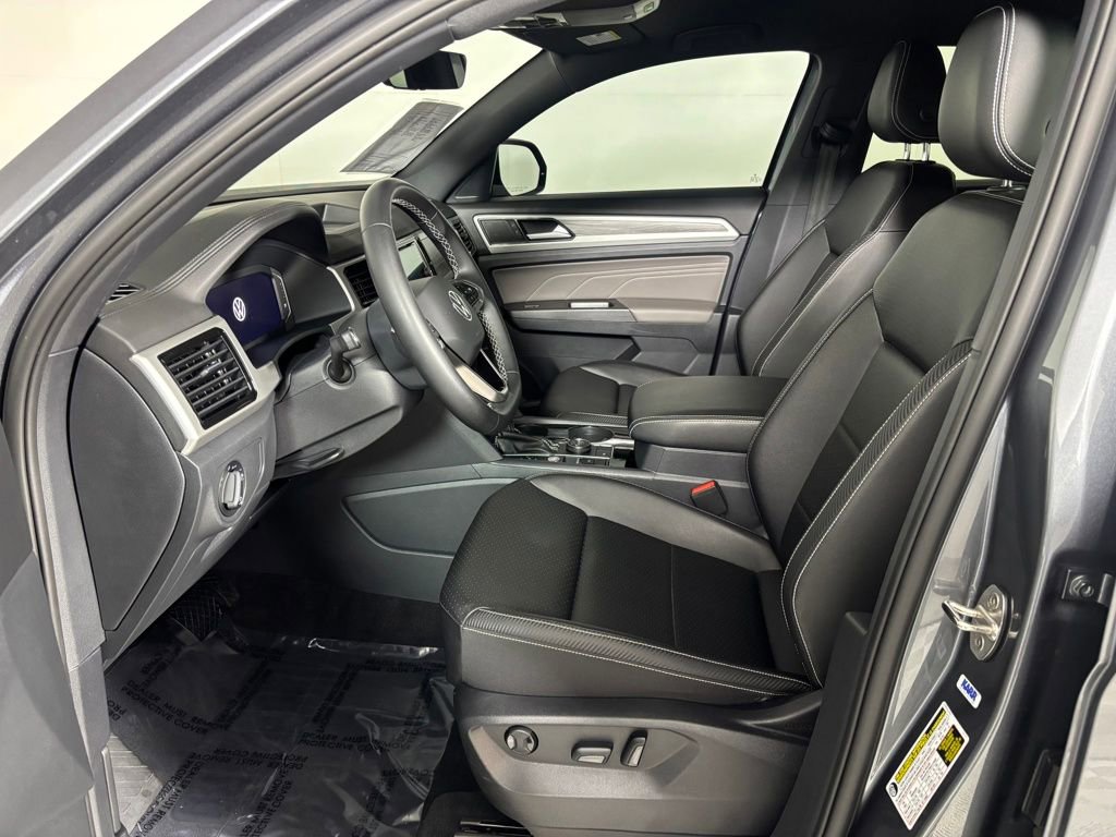 Used 2022 Volkswagen Atlas Cross Sport SE AWD/4WD image 10