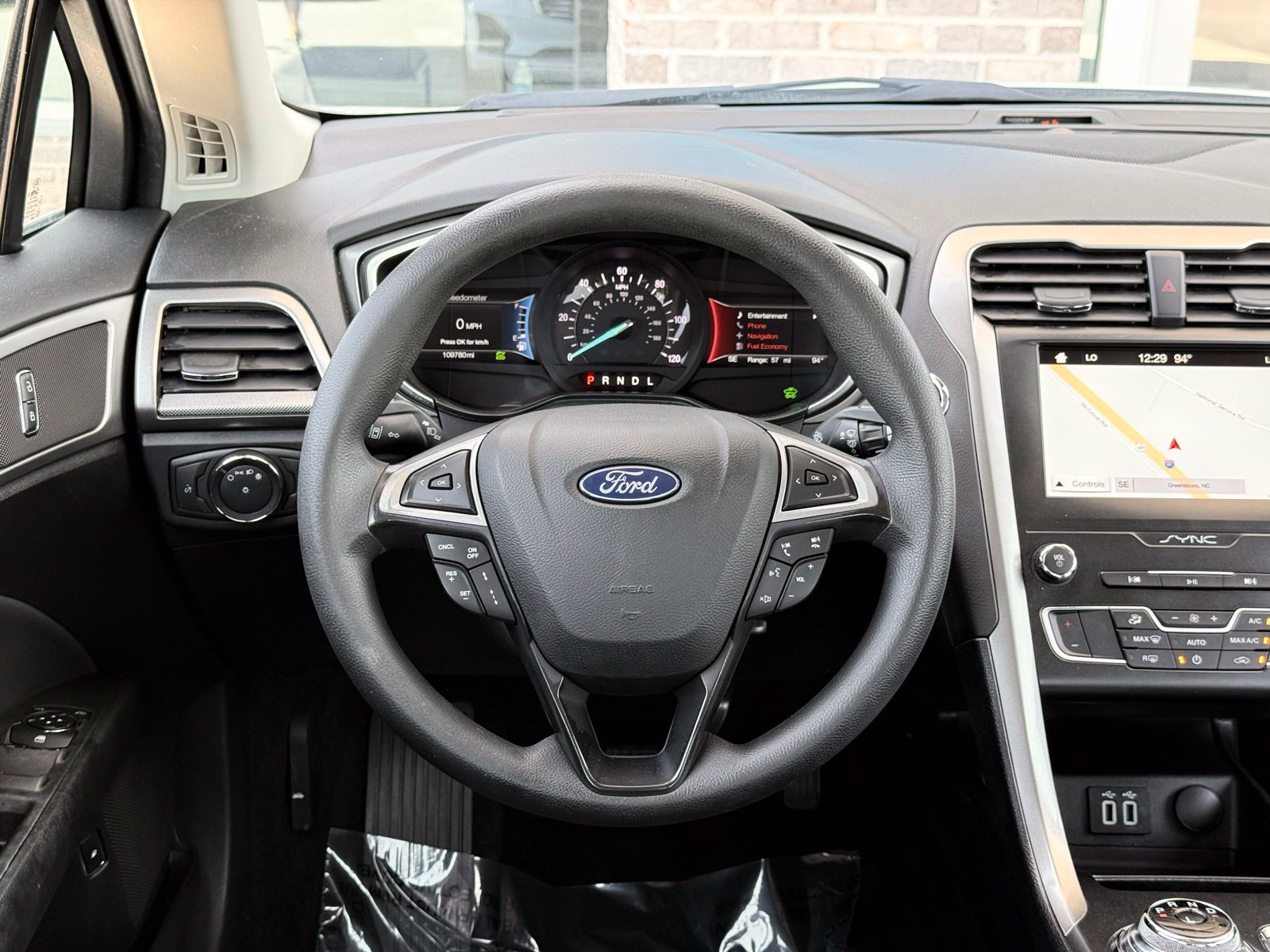 Used 2019 Ford Fusion SE FWD image 24
