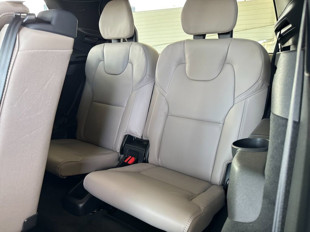 New 2026 Volvo XC90 T8 Ultra w/ Lounge Package image 14