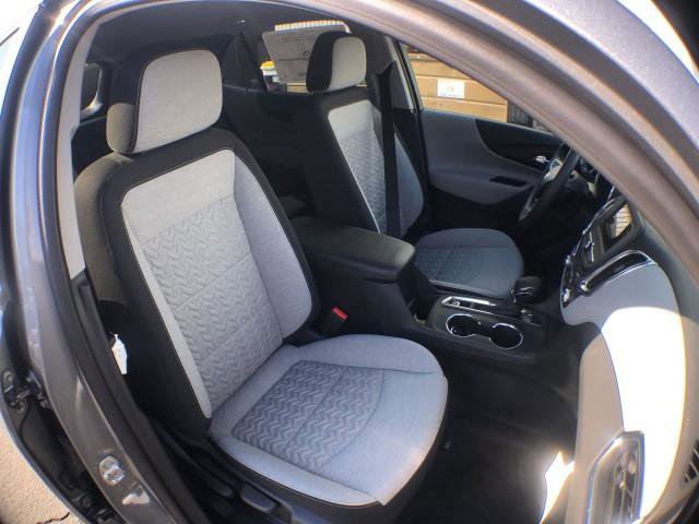 New 2023 Chevrolet Equinox LS w/ LS Convenience Package FWD image 27