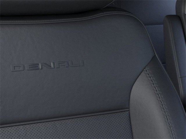 New 2026 GMC Yukon Denali w/ Sun & Power Step Package image 21