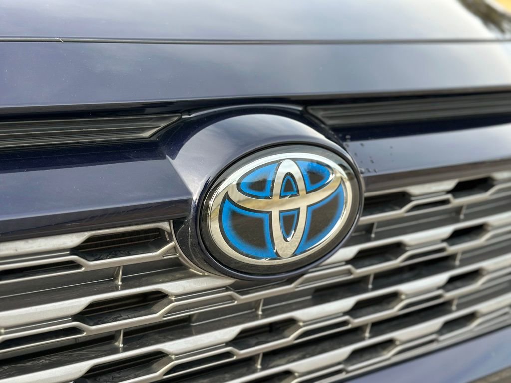 Used 2020 Toyota RAV4 XSE w/ XSE Grade Weather Package image 11