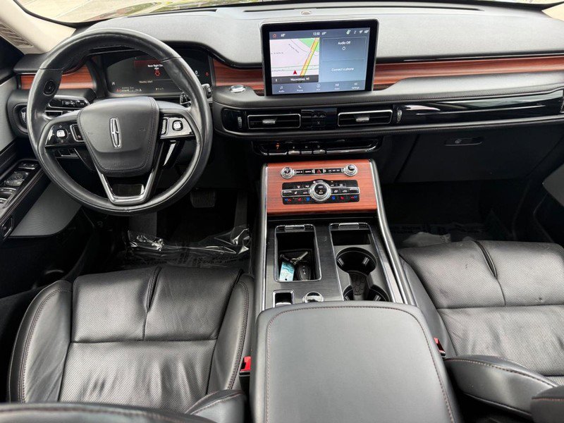 Certified 2023 Lincoln Aviator Reserve w/ Equipment Group 201A image 13