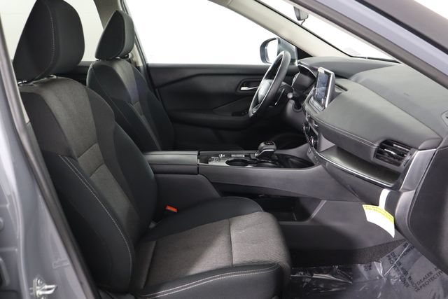 Used 2026 Nissan Rogue SV FWD image 18