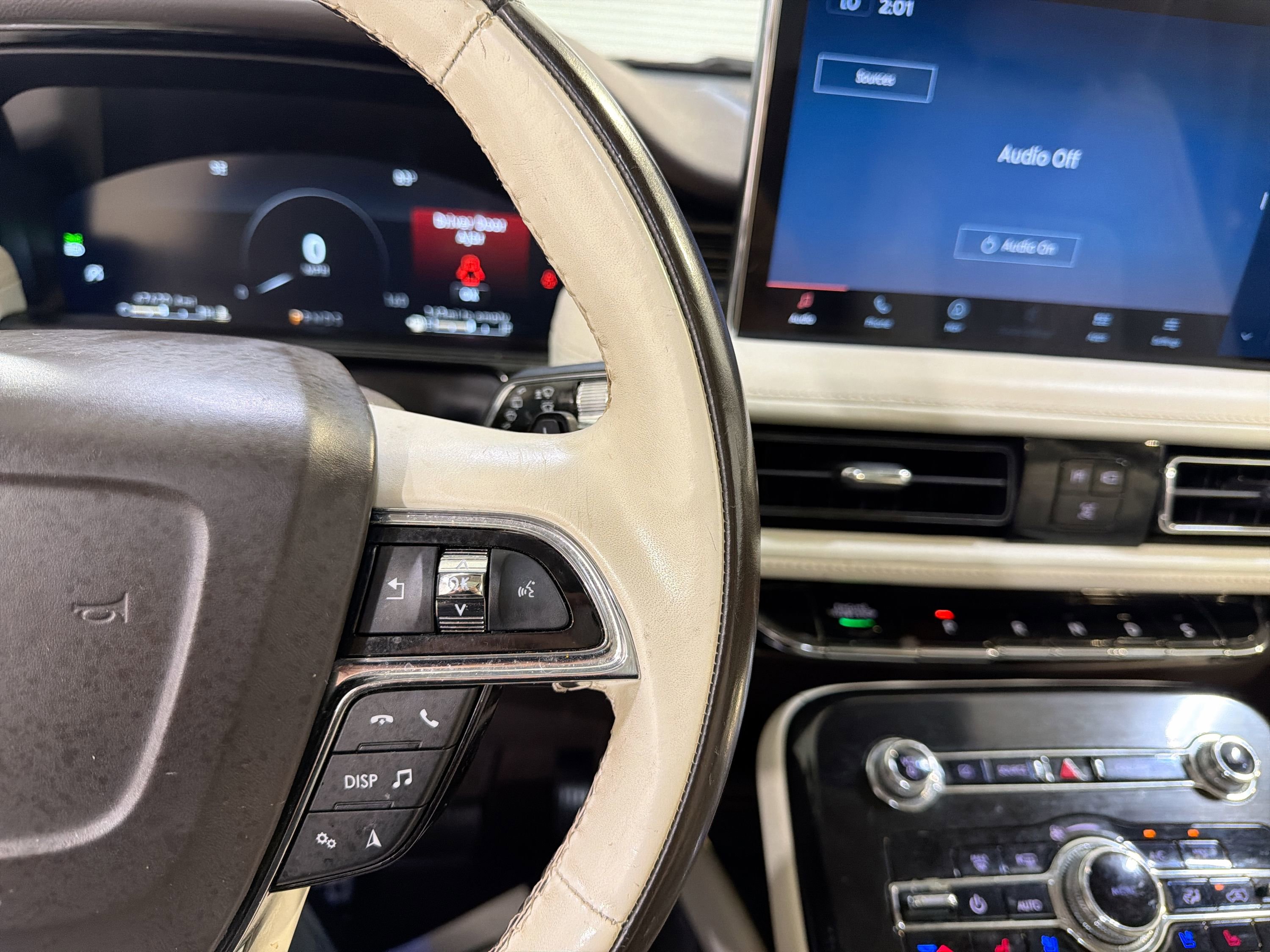 Used 2022 Lincoln Nautilus Black Label AWD/4WD image 15