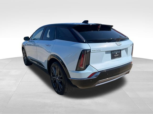 Used 2026 Cadillac Optiq Sport 2 w/ LPO, Floor Liner Package AWD/4WD image 4