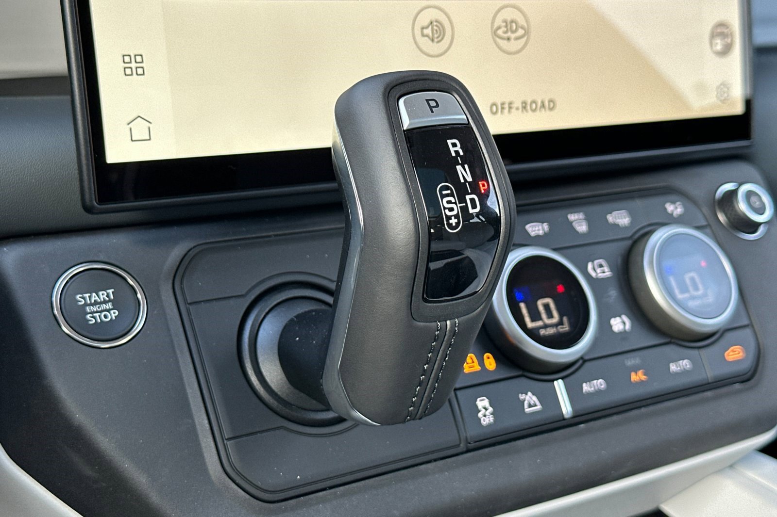 New 2026 Land Rover Defender 110 X-Dynamic SE image 23