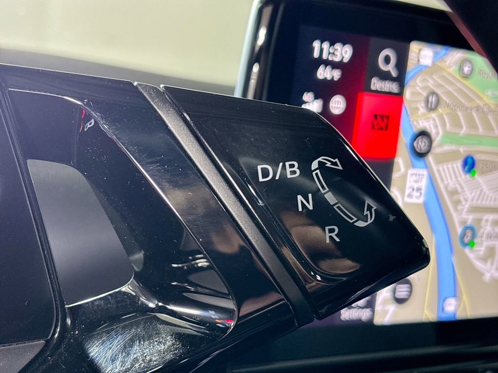 Certified 2023 Volkswagen ID.4 Pro image 19