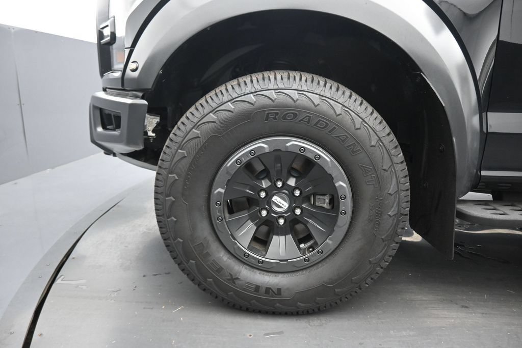 Used 2018 Ford F150 Raptor w/ Equipment Group 802A Luxury AWD/4WD image 64