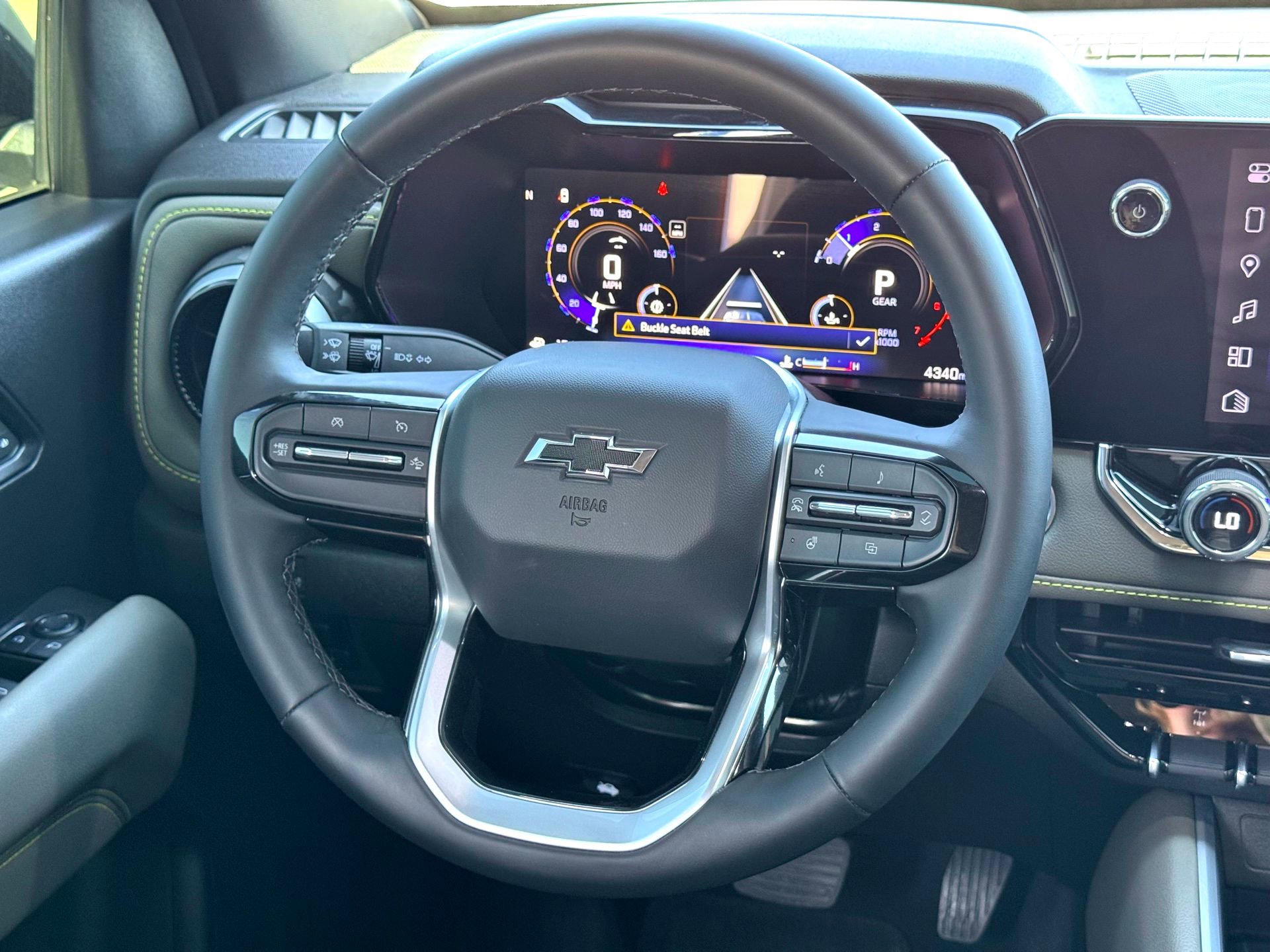 Used 2026 Chevrolet Colorado ZR2 w/ Technology Package image 21