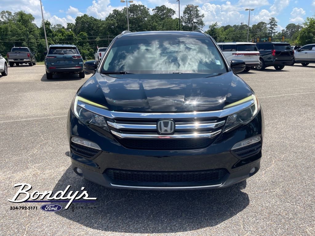 Used 2018 Honda Pilot Touring image 2