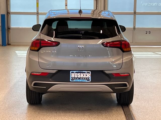 Used 2025 Buick Encore GX Preferred AWD/4WD image 5